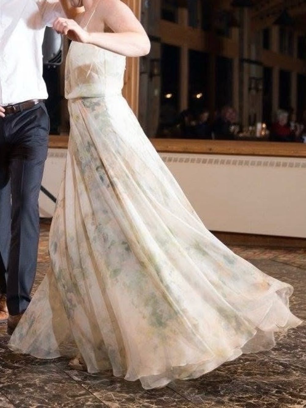 Jenny Yoo Collection Inesse V-neck Chiffon Gown Vintage Floral Ivory Sage Multi - Picture 5 of 7